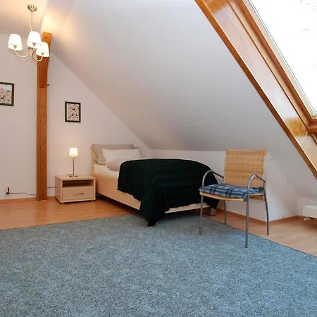 Bisch Apartment