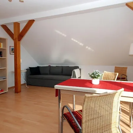 Apartment Bisch *